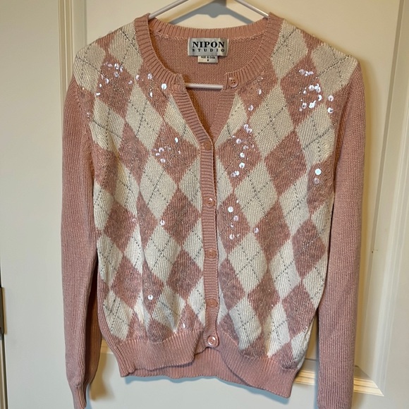 Ladies sparkly sweater sz M pink & white - Picture 1 of 7